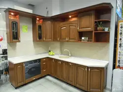 Кухня со скошенным углом фото