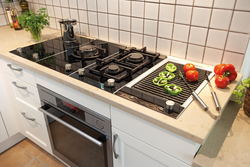 Types of gas stoves for the kitchen photo