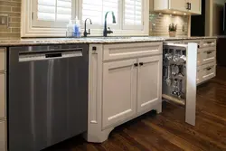 Built-in dishwasher photo in the kitchen