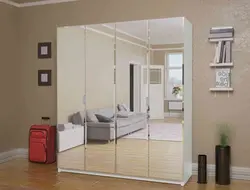 Белый зеркальный шкаф в прихожую фото