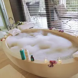 How to take a beautiful photo in a bubble bath