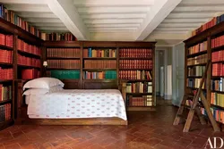 Библиотека в спальне интерьер