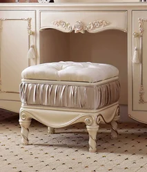 Klassik yataq otağı üçün puflar