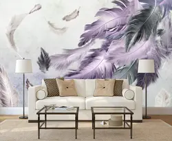 Обои с перьями в интерьере гостиной