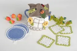 Knitted kitchen photo