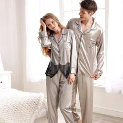 Photo sleeping clothes