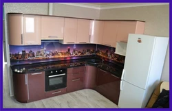 Photo of metallic gloss kitchen