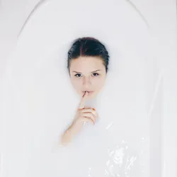 Фото в ванне портрет