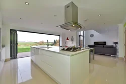 Kitchen design in the center of the room