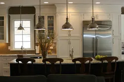 Дизайн кухни подвесные над столом