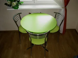 Кухонные круглые столы для кухни фото
