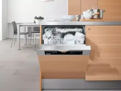 Посудомоечная встроена в кухню фото
