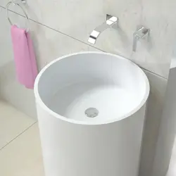 Еденге арналған ваннаға арналған раковинаның фотосуреті