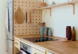 Доска в интерьере кухни фото