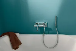 Ванна кран из стены фото