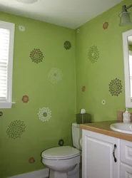 Uneven Walls In The Bathroom Photo