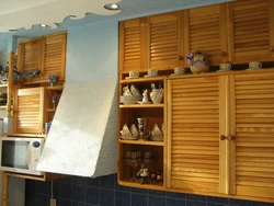 Шкафы на кухню из дерева фото