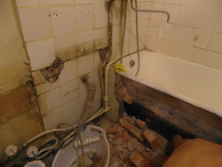 How I renovated a bathtub photo