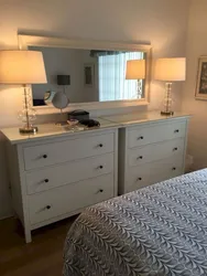 How to put a chest of drawers in the bedroom photo