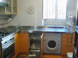 Кухня ў хрушчоўцы дызайн фота з посудамыйнай машынай