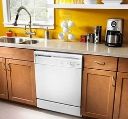 Посудомоечная машина в интерьере кухни