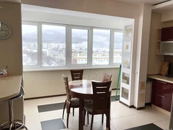 Balkon qapısı olmayan mətbəx fotoşəkili