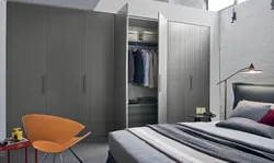 Серый шкаф в спальне фото