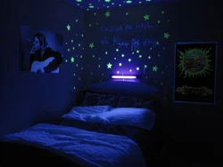 Фото спальной комнаты ночью