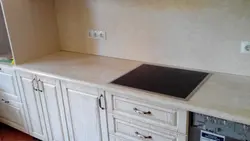 Мрамор саламанка столешница в кухне фото