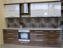 Фото кухни с комбинированными фасадами фото