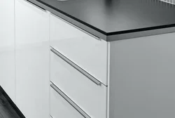 Handle profile in the kitchen interior