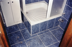 Small bathtubs with tray photo