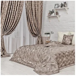 Bedspread and curtains for the bedroom photo