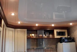 Натяжной потолок на кухне двухуровневый фото