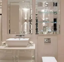 Зеркальный шкаф в ванной в интерьере