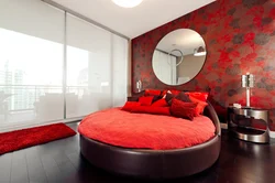 Интерьер красной спальни