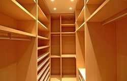 Design of a storage room in an apartment