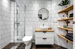 Bathtub With Toilet Design In White Color