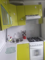 Маленькие Кухни Дизайн С Холодильником И Газовой