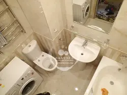 Современный дизайн ванной в хрущевке со стиральной машиной