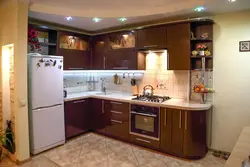 Фото угловой кухни на левую сторону