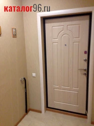 Внутренняя отделка входной двери фото в квартире