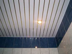 Пластик на потолок в ванной фото