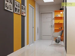 Combination of gray with other colors in the interior of the hallway