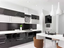 Чорна белая кухня колер шпалер фота