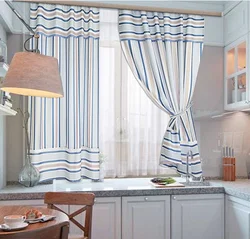 Шторы на кухню в современном стиле двухцветные фото окна