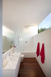 Long bath interior