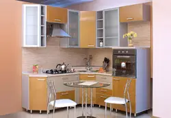 Встроенные кухонные гарнитуры для маленькой кухни угловые фото