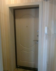 Оформление дверного проема входной двери внутри квартиры фото