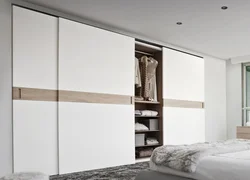 Wardrobe in the bedroom modern design
